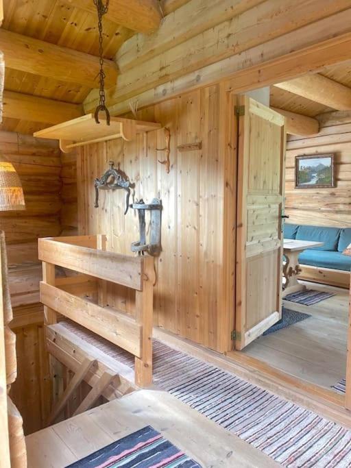 Stallen - Koselig Lite Hus Pa Gardstun Skjak Exterior photo